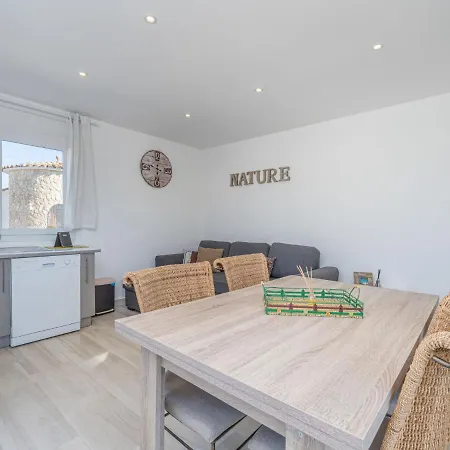 Dreams By Interhome Holiday home Empuriabrava