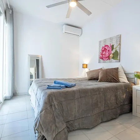 Holiday home Dreams By Interhome Empuriabrava