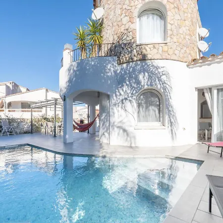 Holiday home Dreams By Interhome *