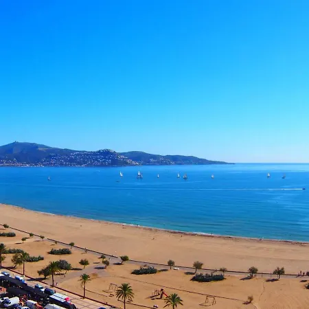 Dreams By Interhome * Empuriabrava